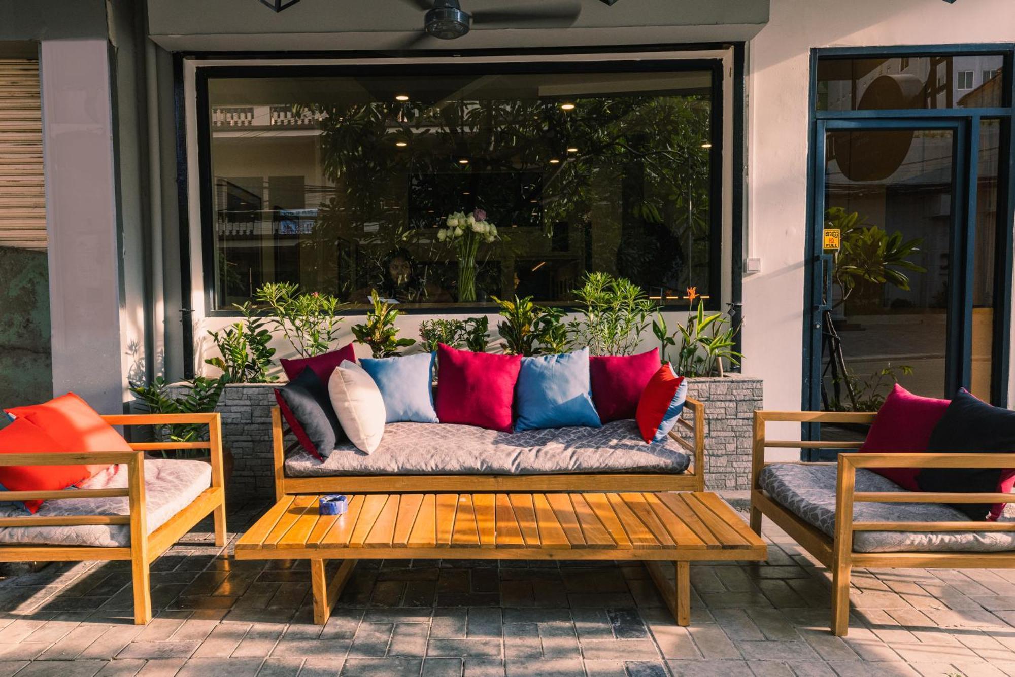 פנום פן Suite Home Boutique Hotel מראה חיצוני תמונה