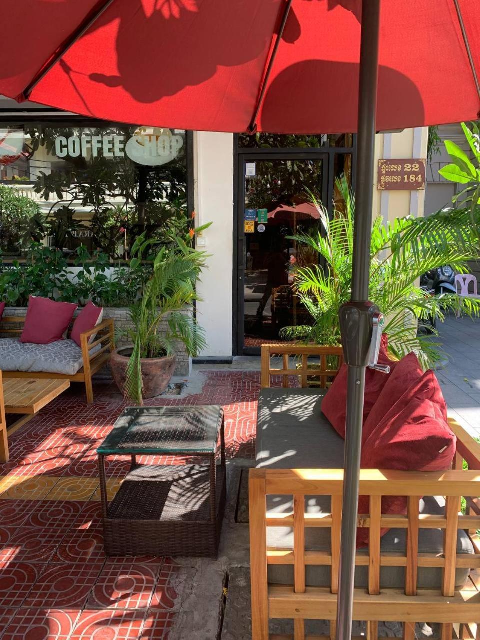 פנום פן Suite Home Boutique Hotel מראה חיצוני תמונה